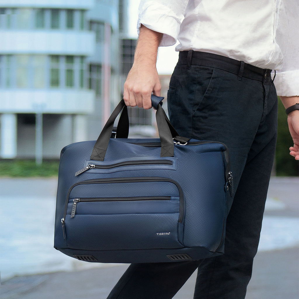 Mens gym lifestyle and gym duffle bag, Shopit UAE, The Motion Edition collection